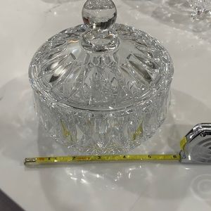 Cut crystal bowl with lid. Heavy and very beautiful. Vintage.